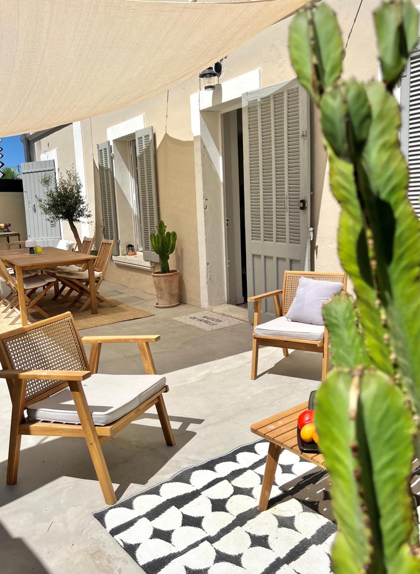 Casa Andrea Appartement Tout A Pied Avec Grand Jardin Sanary-sur-Mer Ngoại thất bức ảnh